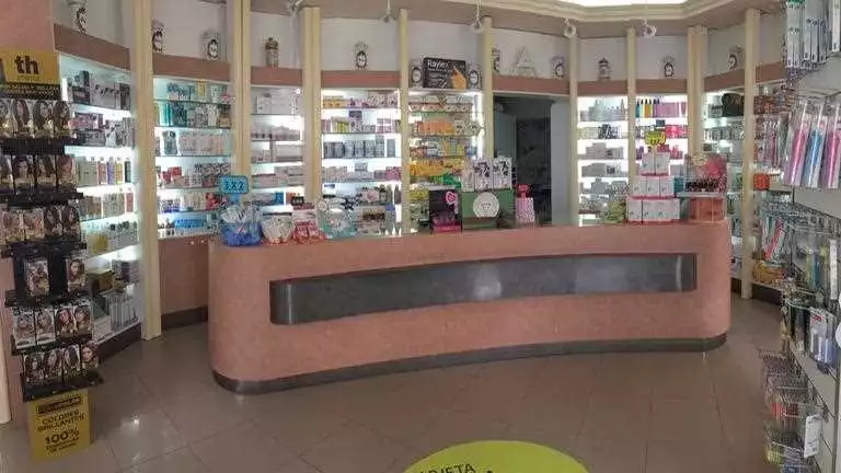Alfazone en una farmacia de Almería: todo lo que necesitas saber